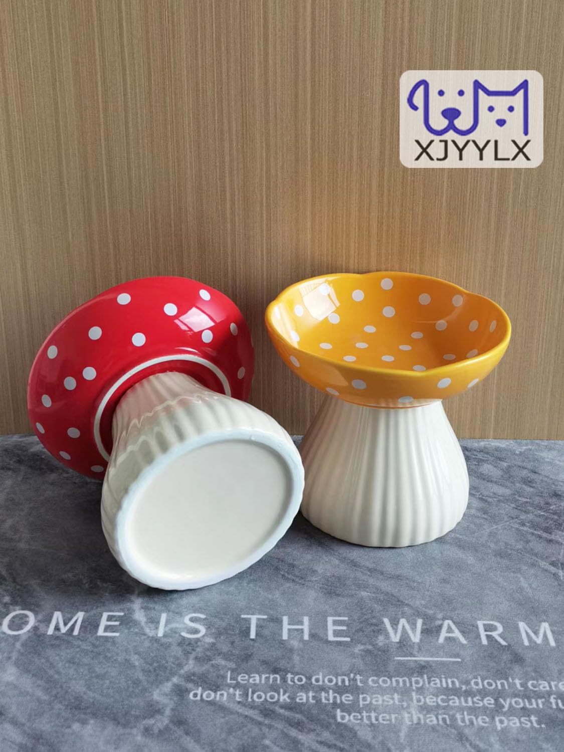 XJYYLX modern mushroom design complements kitchen decor while supporting calm meals