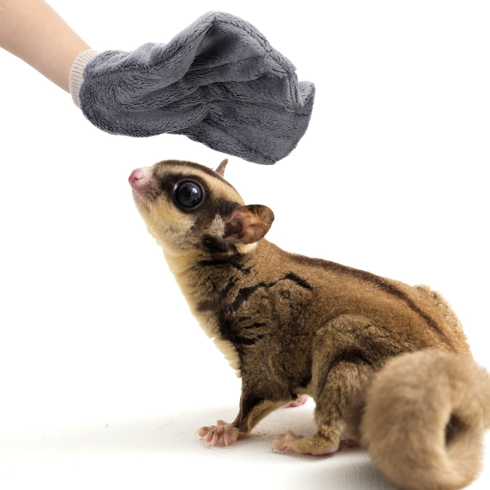 Xuhal anti-bite protective gloves reduce nibbling during pet interactions