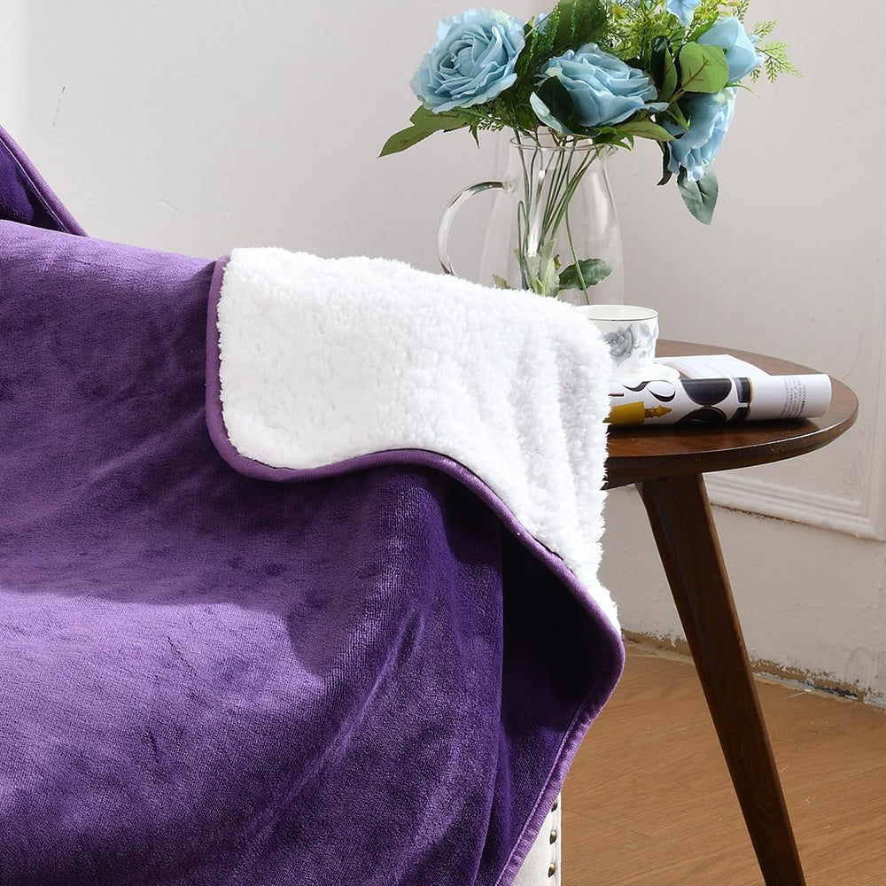 Yaning pet-fur-dirt-stain-protection keeps sofas cleaner between cleanings.