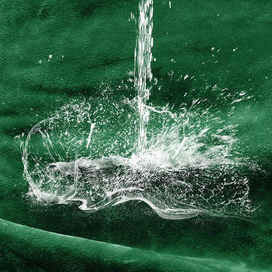 Yaning sherpa-side closeup highlights plush warmth and durable stitching.