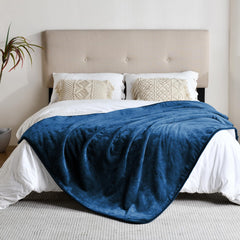 Yaning waterproof blanket on couch protects from fur, dirt, and spills.