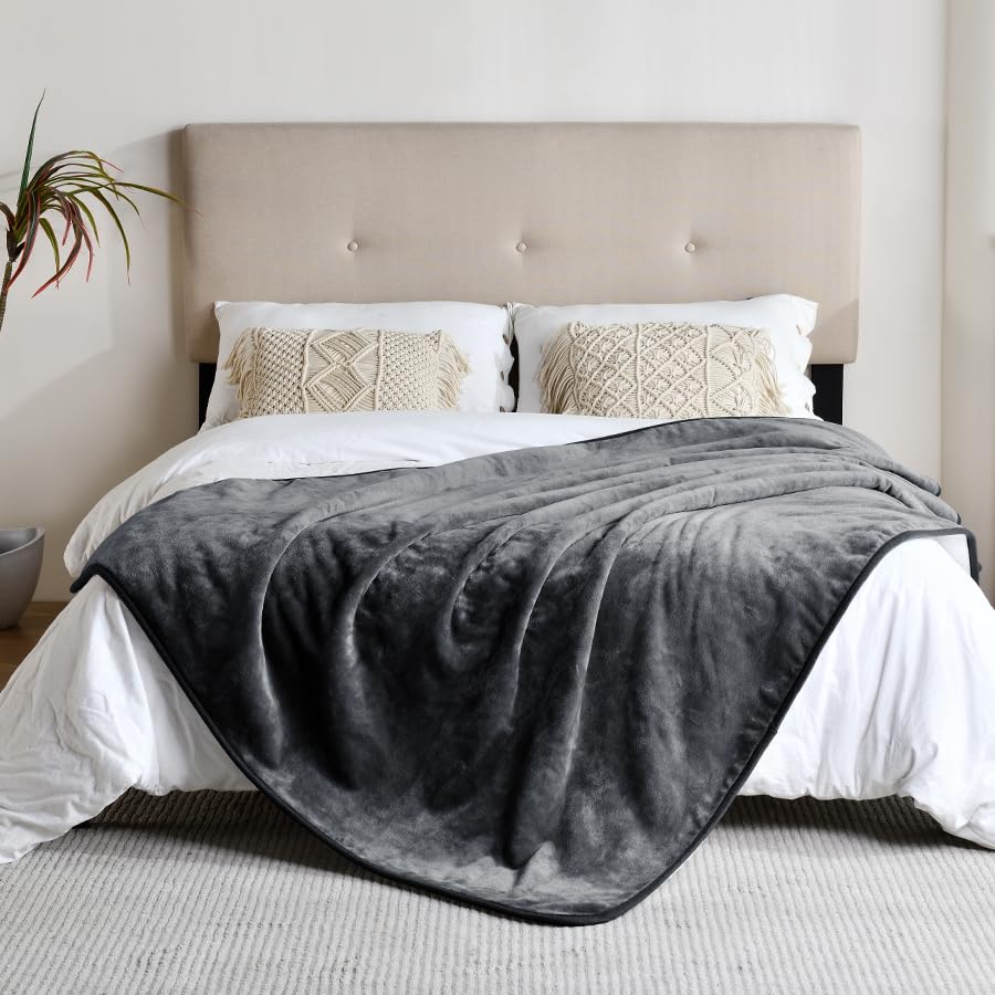 Yaning waterproof blanket for dogs protects furniture during messes.