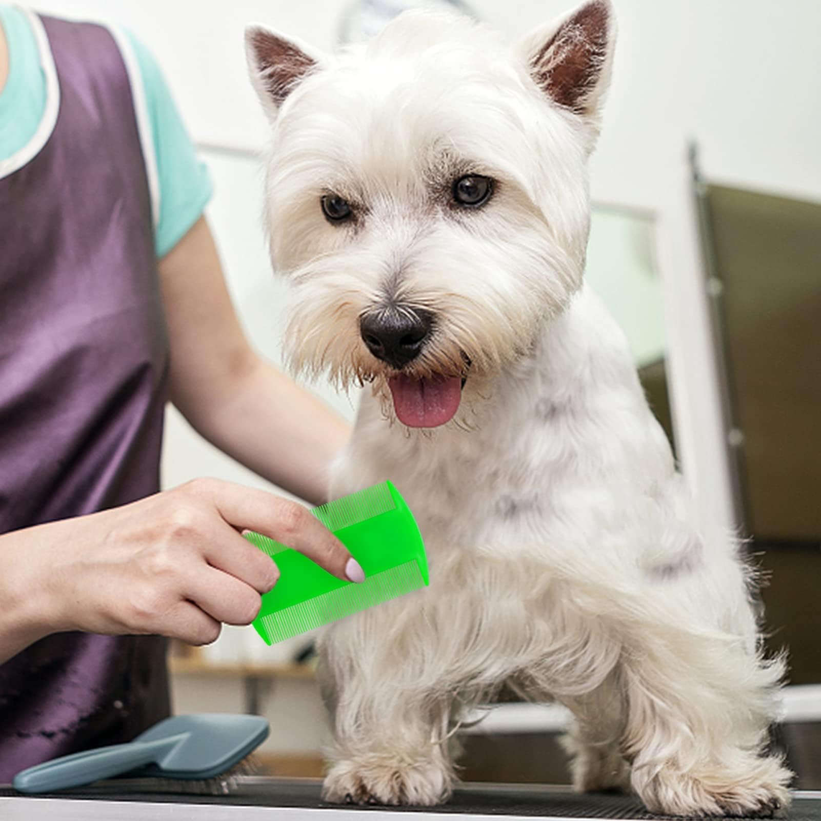 YEEPSYS grooming accessory suitable for various coat textures and lengths