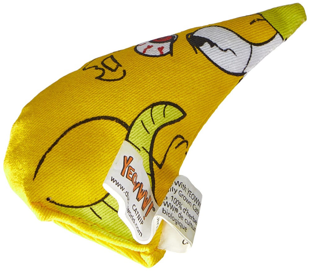 Yeowww! Chubby Mouse 10 cm size demonstrates portable, bite-size fun for cats.