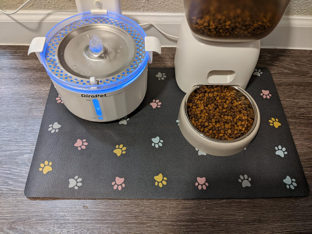 Yetstock dark gray paw design blends with home décor and hides stains.