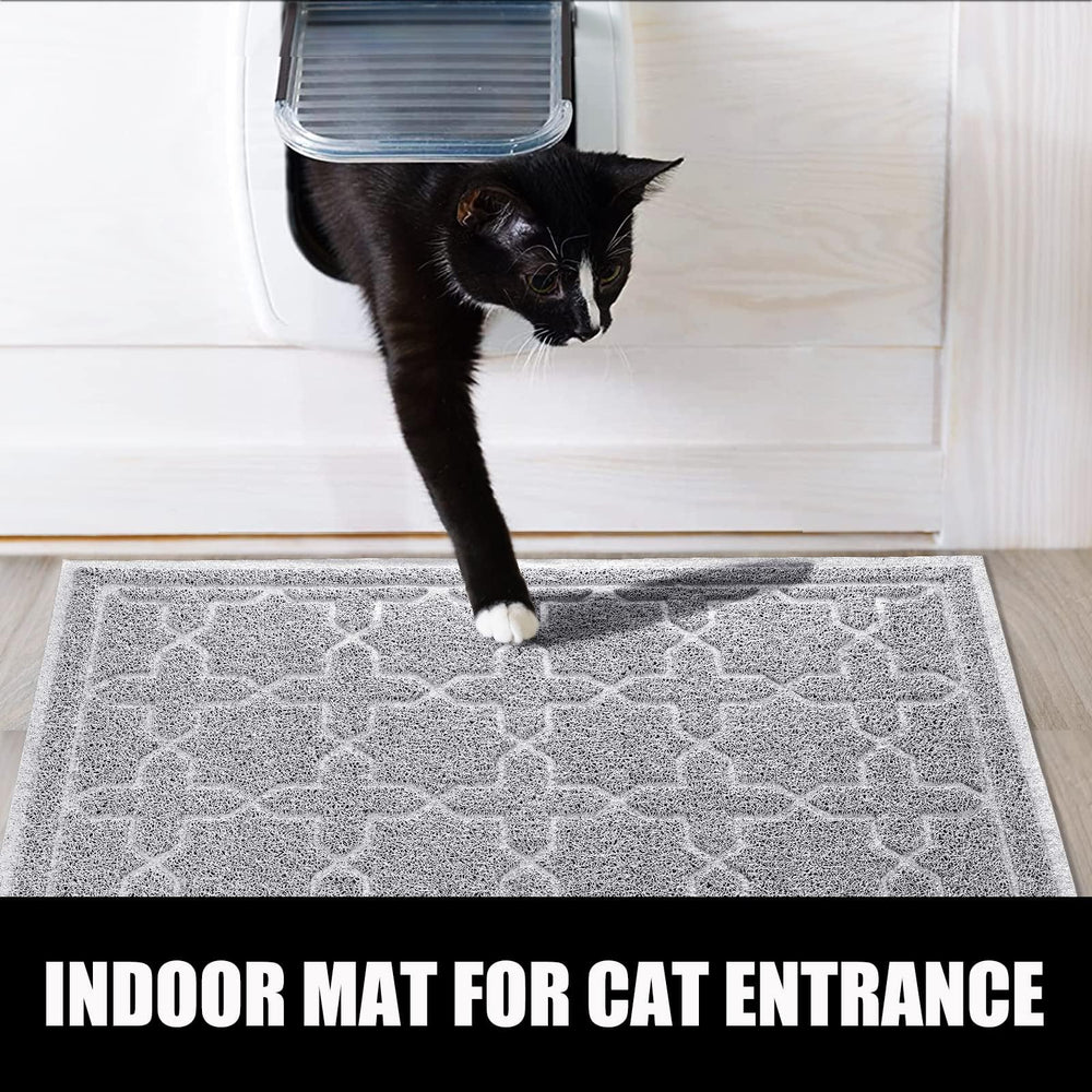 Yimobra cat litter mat easy-clean action allows quick shaking or vacuum cleanup.
