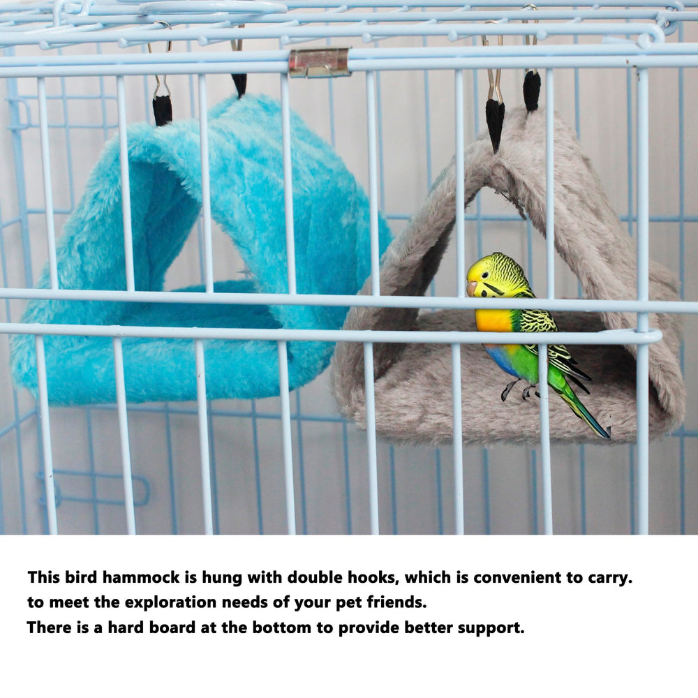 Yinprwi bird hammock hanging setup demonstrates dual hooks and easy transport.