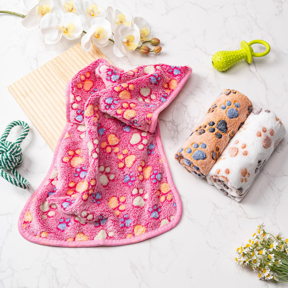 Yintrest pet blanket folded view highlights compact storage and travel-ready design.