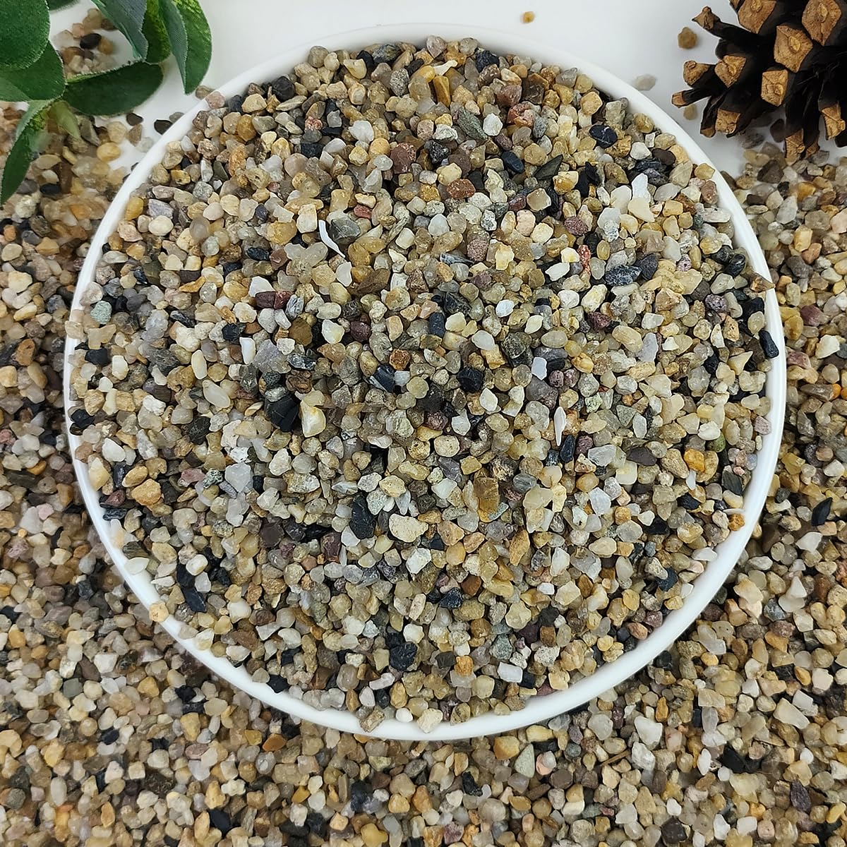 Grava para acuario de YISZM natural 2-4 mm para peces
