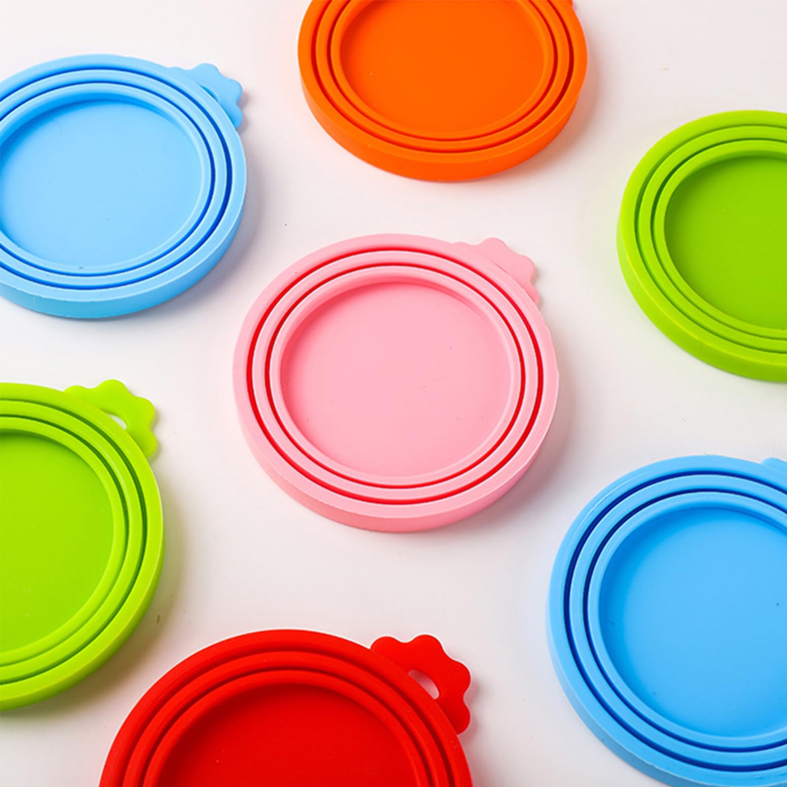 Yobbai dishwasher-safe lids and spoon simplify cleanup after meals