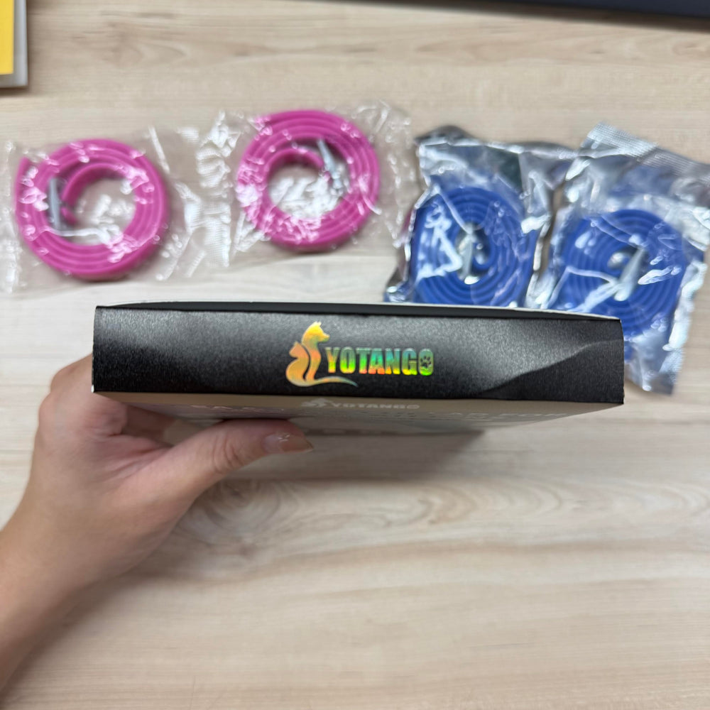 YOTANGO soft, flexible collar hugs the neck for comfy wear.