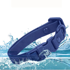 YOUALSO quick-release buckle close-up demonstrating easy on off for pets.