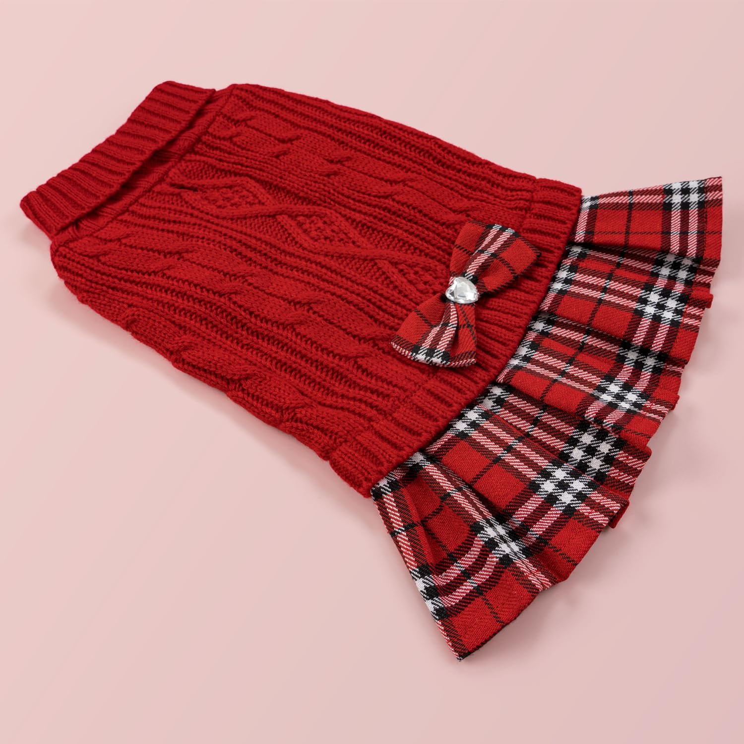 YUDODO small-breed model wearing knit sweater for parties and walks.