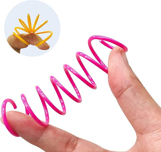 YULOYI complete set image demonstrates diverse toys to keep multiple cats engaged and entertained.