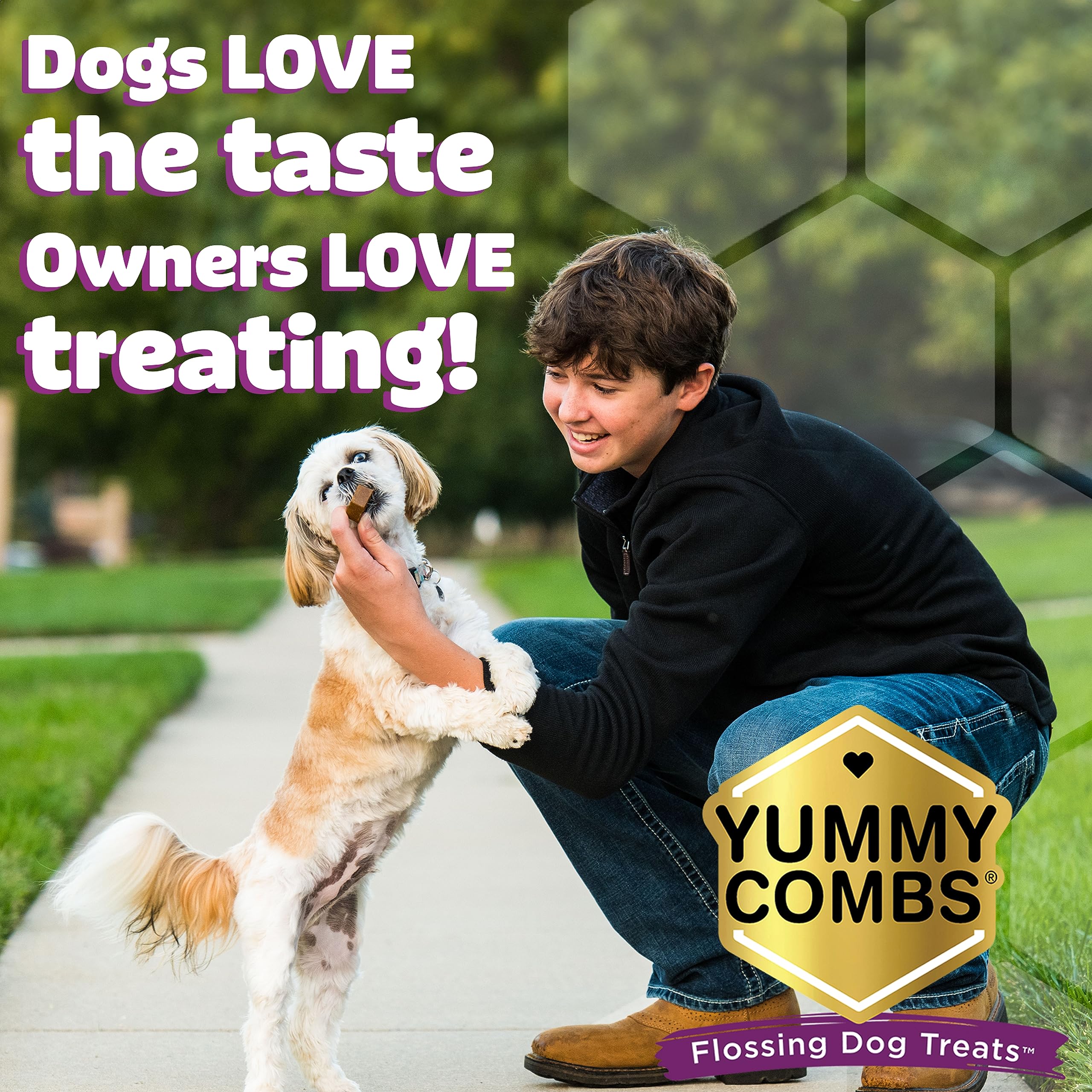 Yummy Combs dog chew size range graphic illustrates suitability for all sizes.