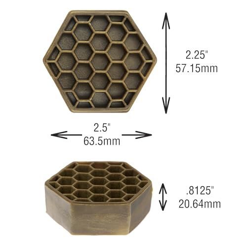 Yummy Combs in-use chew action demonstrates engaging treat and safe chewing.