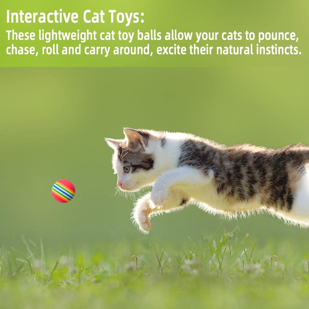 Yuntop foam cat ball as an interactive toy for cats.