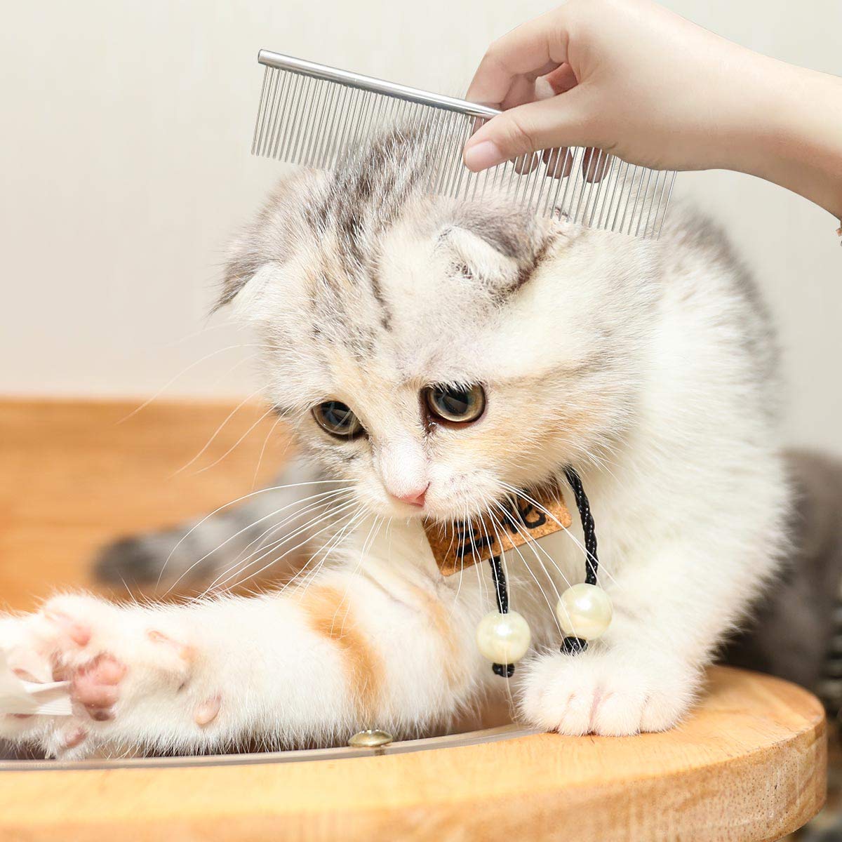 Yuntop stainless steel rounded pins glide softly, preventing skin scratches