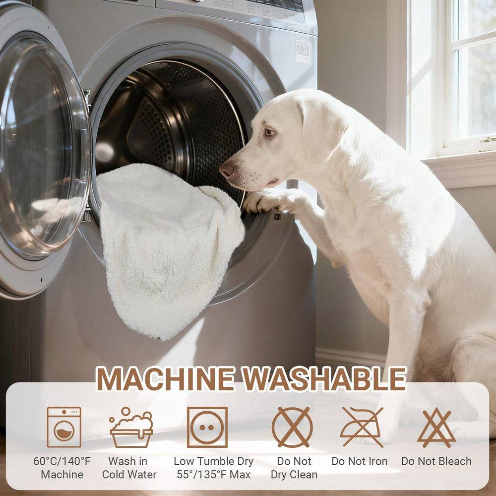 ZAKAPAWS machine washable blanket makes cleaning quick after adventures
