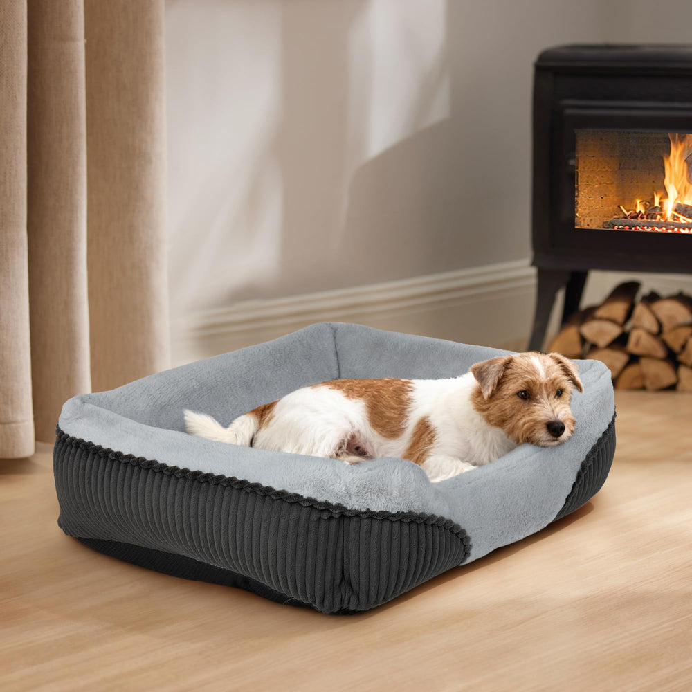 ZAKAPAWS medium bed 25 by 21 by 7 inches fits small to medium dogs.