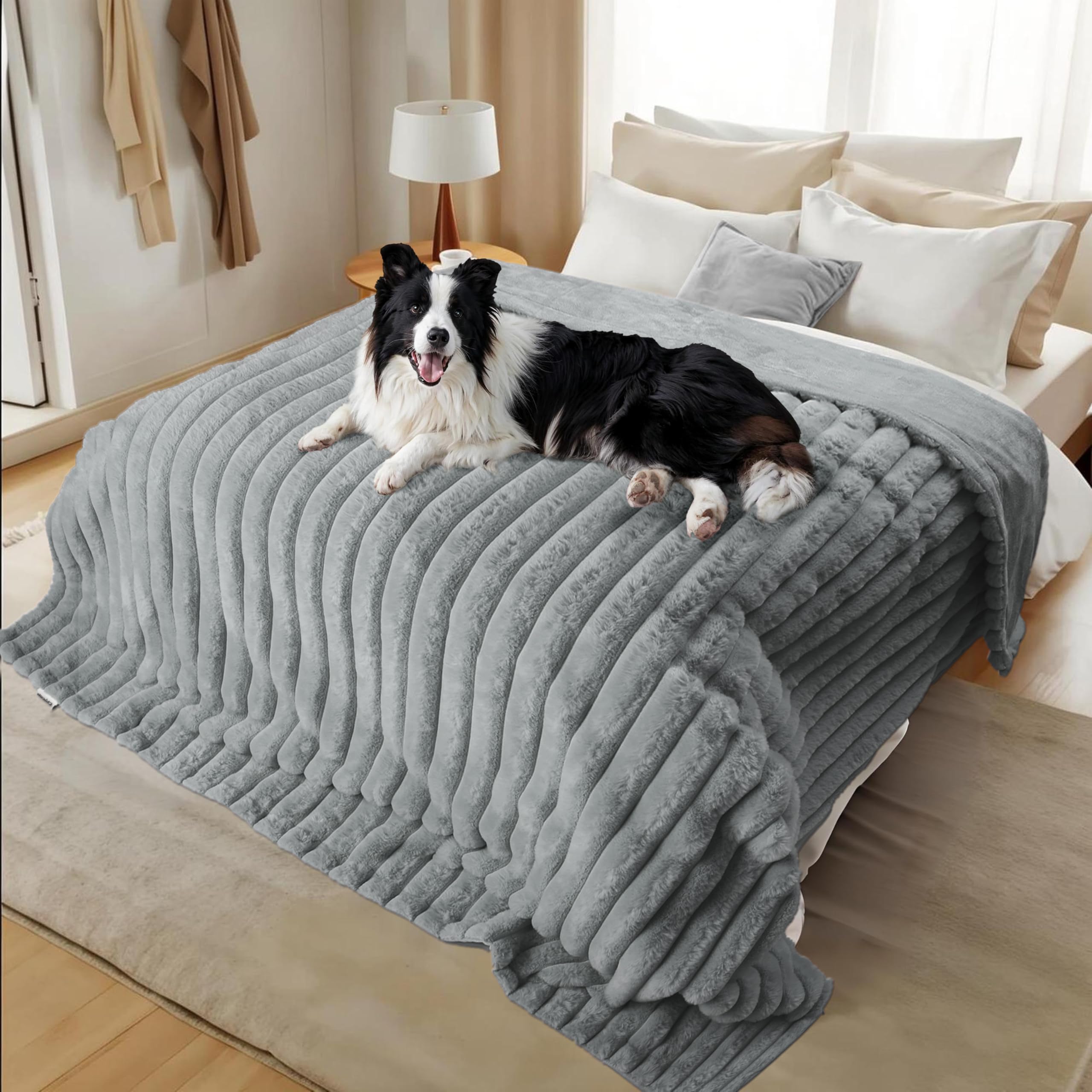ZAKAPAWS OEKO-TEX certified pet blanket suitable for daily use.