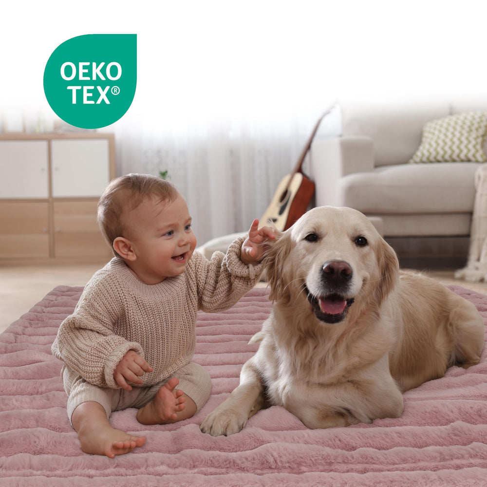 ZAKAPAWS plush mink soft side detail highlighting softness.