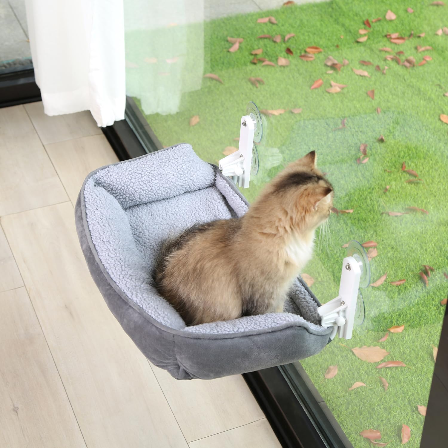 Zakkart three side bolsters provide secure, snug cat nap space