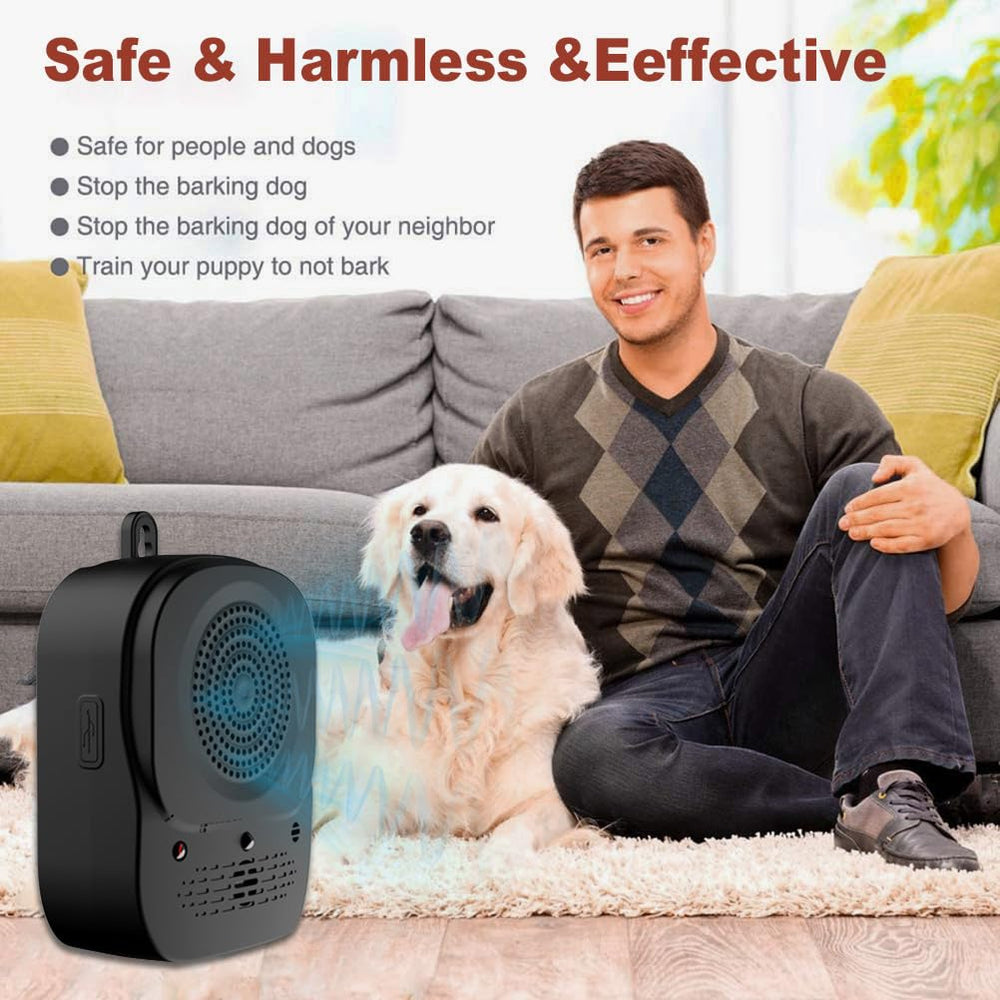 Zigzagmars bark control box in use for convenient training moments.