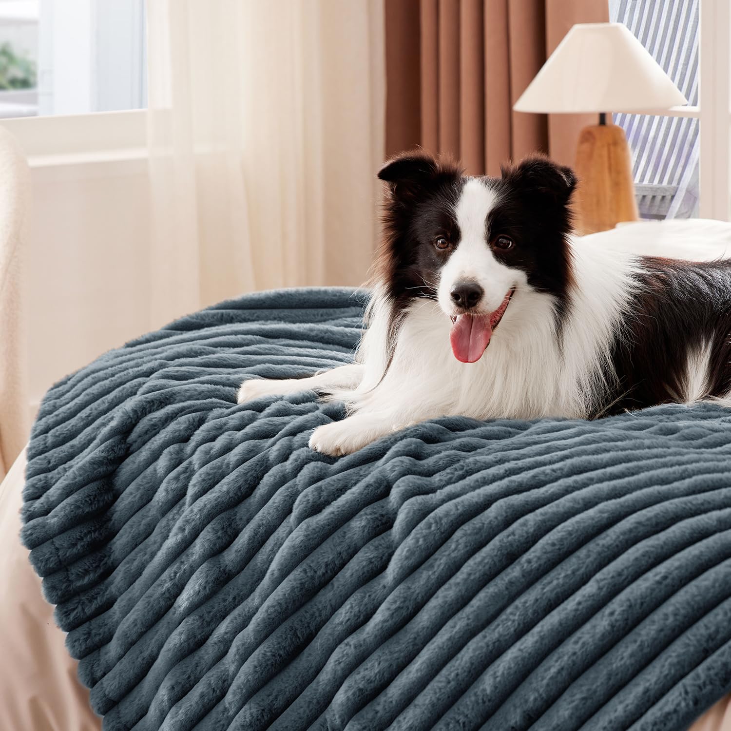 ZOMISIA blanket easy-care machine wash for quick cleanup after adventures