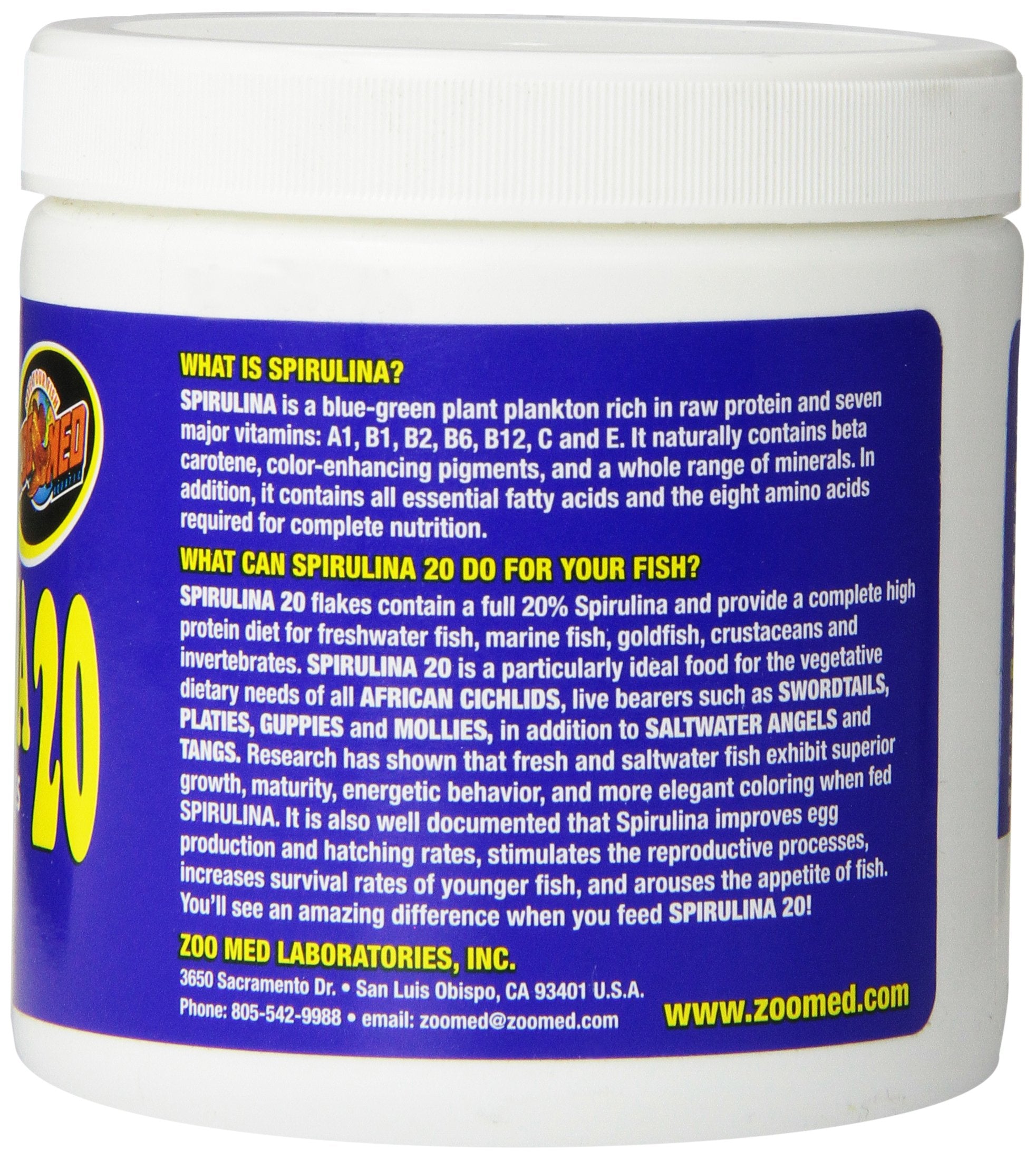 Zoo Med Aquatrol Spirulina flakes served, ready for freshwater or saltwater tanks