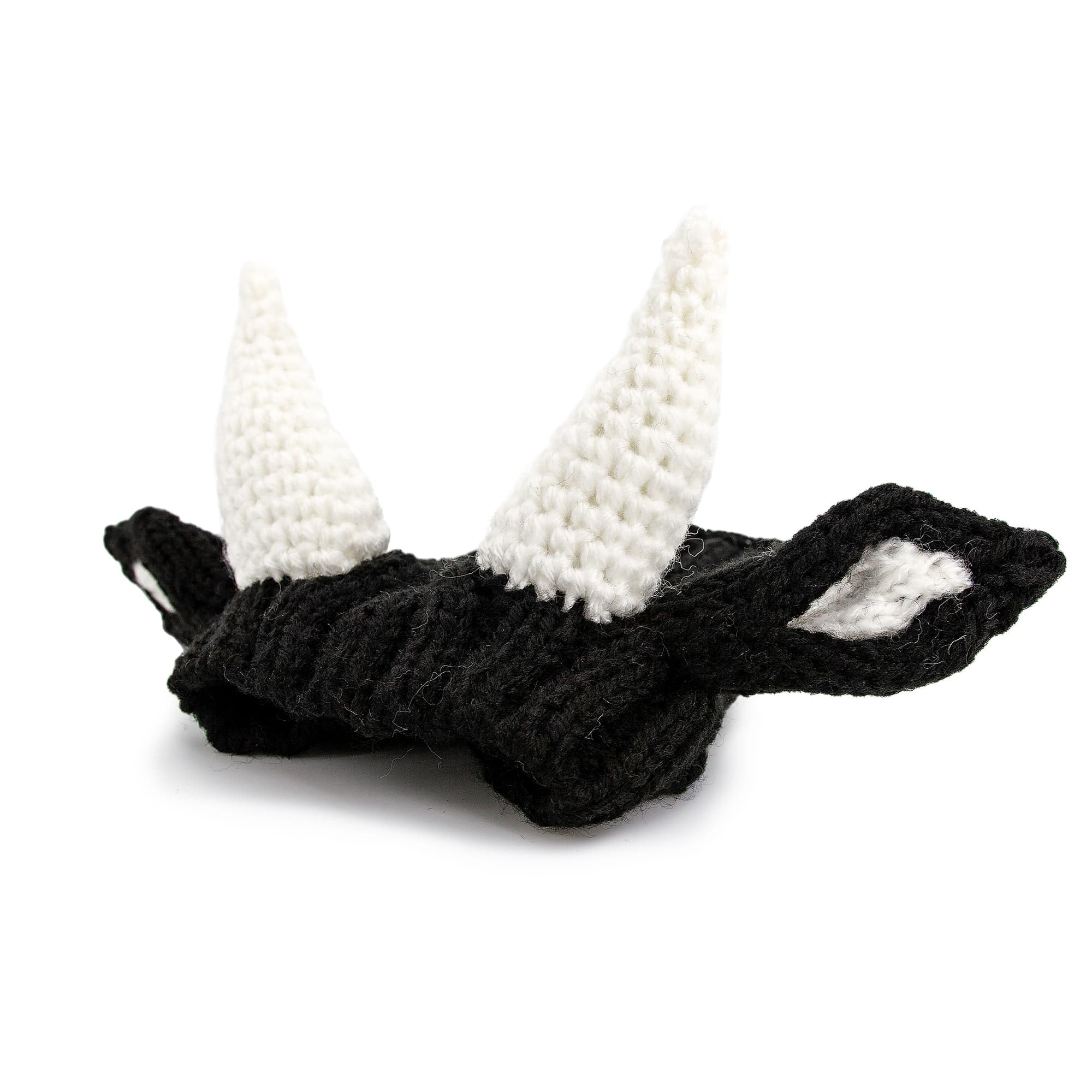 Zoo Snoods Bull Costume elastic-neck-band closeup highlights adjustable fit.