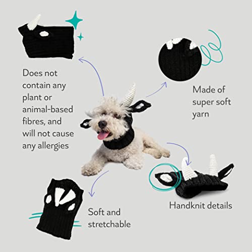 Zoo Snoods Bull Costume knit-texture-closeup shows soft, stretchy yarn for comfort.