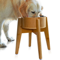 ZPirates elevated dog bowl stand shows a stable bamboo frame for large breeds during meals.